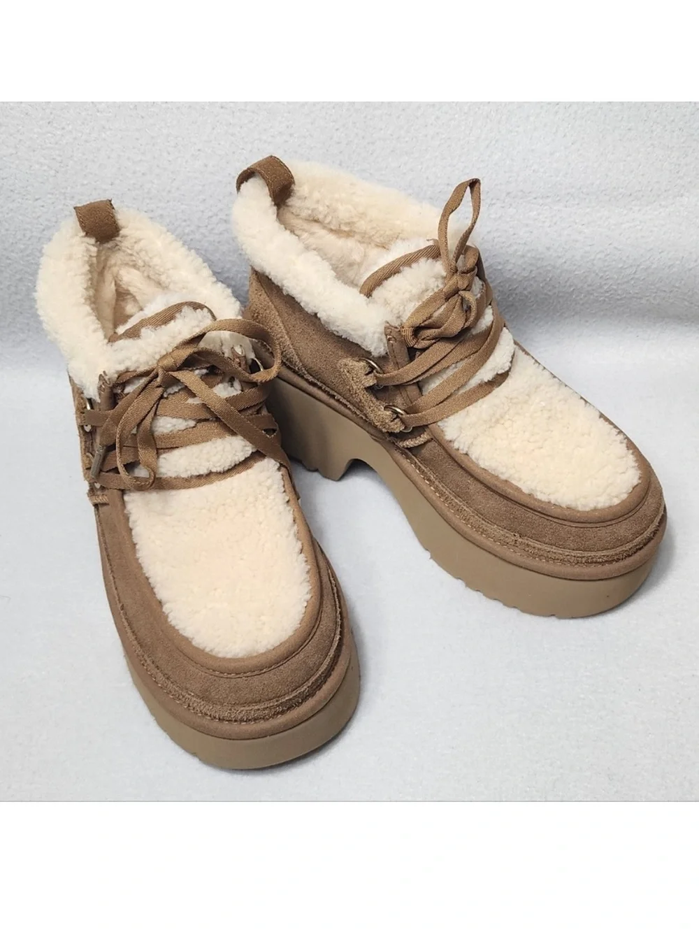 ✨UGG✨Esmee Lace Up Platform Booties